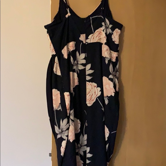 Just This Once Dress In Navy Floral - Picture 6 of 6